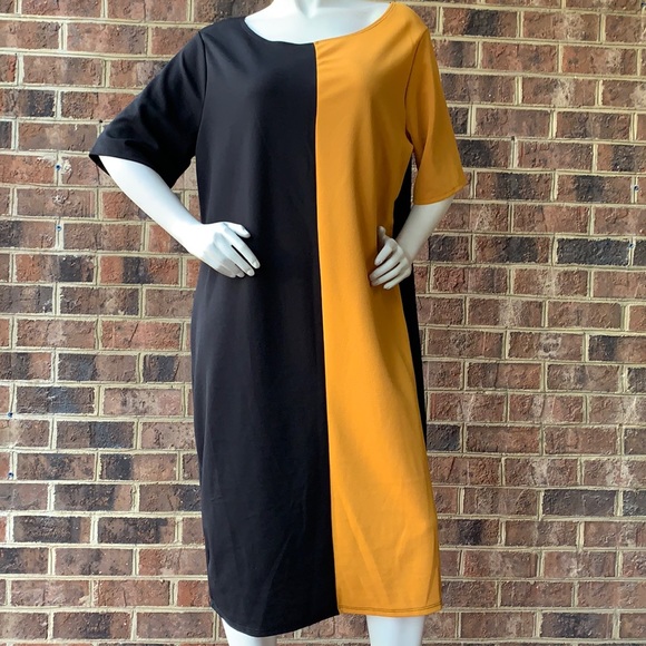 lexington avenue Dresses & Skirts - Lexington Avenue size 2X two tone black dress Polyester stretchy